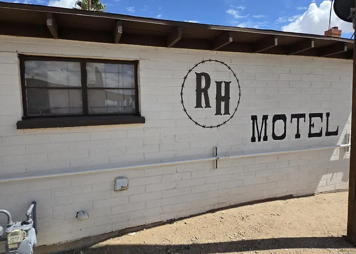 The Ranch House Motel *